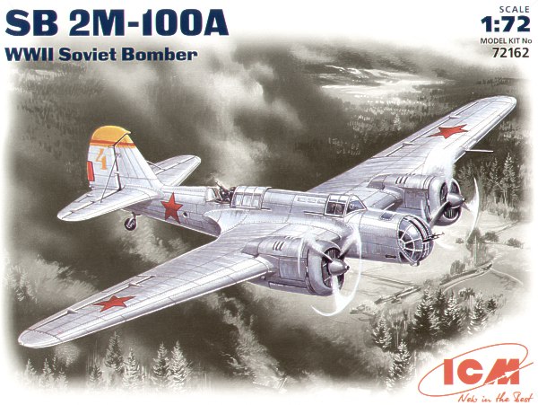 Сборная модель ICM 72162 СБ 2М-100А советский бомбардировщик, 1/72